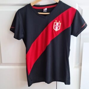 Like New Peru Black & Red Soccer Top Youth Large/Women's Small